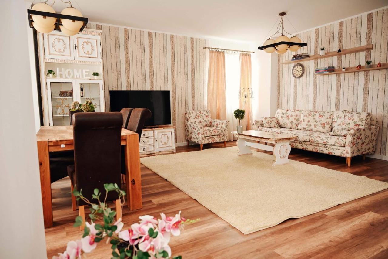 The View Penthouse Appartement Braşov Buitenkant foto