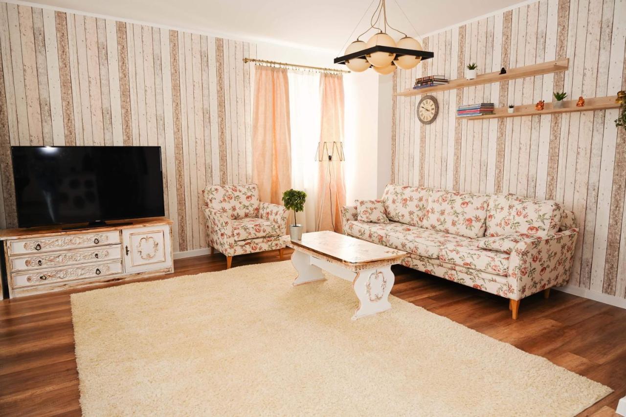 The View Penthouse Appartement Braşov Buitenkant foto